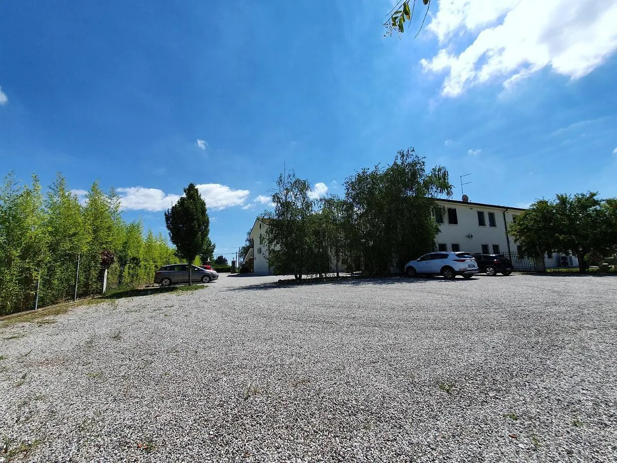 טרוויסו Agriturismo Il Cascinale
